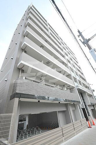 大阪府大阪市都島区高倉町３丁目 9階建