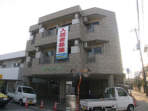 高知県高知市入明町 3階建 築15年5ヶ月