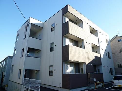 新潟県新潟市中央区関屋浜松町 3階建 築16年4ヶ月