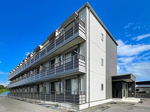 ＮｅｗＲｉｃｈＶＩ 3階建