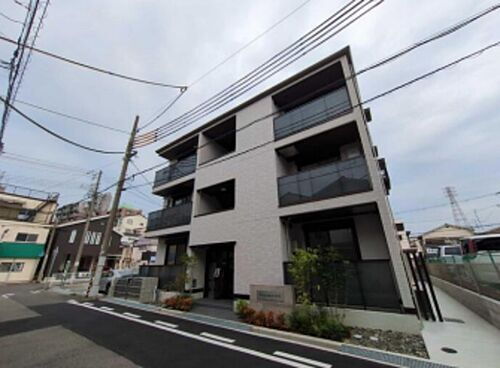 兵庫県尼崎市立花町２丁目 3階建 
