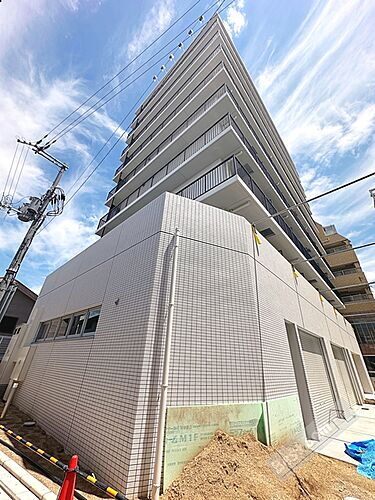 大阪府堺市西区鳳東町４丁 9階建 