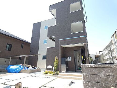 大阪府豊中市服部本町３丁目 3階建 築3年3ヶ月