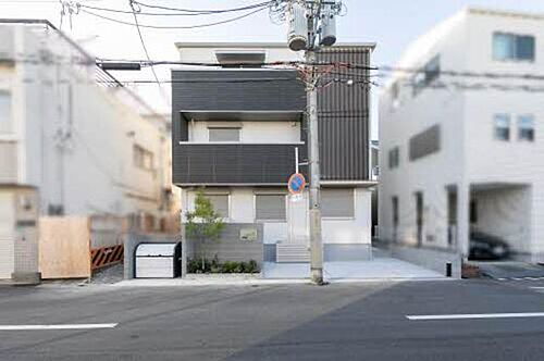 シャーメゾンラウレア