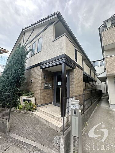 兵庫県尼崎市七松町３丁目 2階建