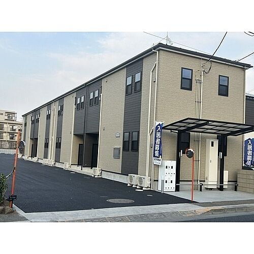 東京都福生市大字熊川 2階建