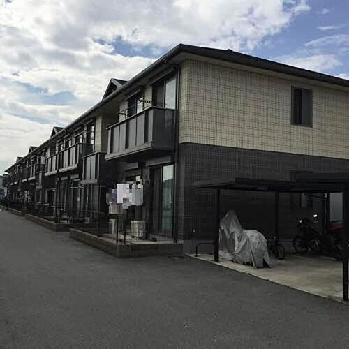 シャーメゾン出合 2階建