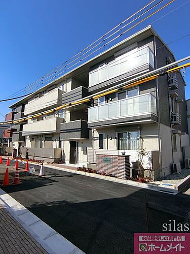 大阪府東大阪市南上小阪 3階建