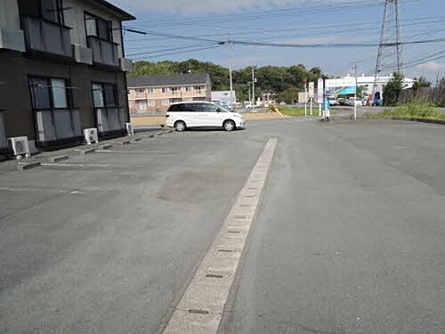 ＵＳジャンクション　Ｄ棟 2階建