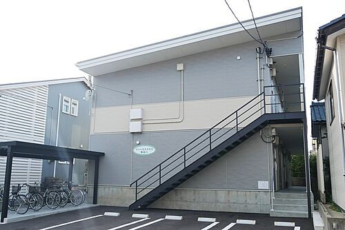 新潟県新潟市北区葛塚 賃貸アパート