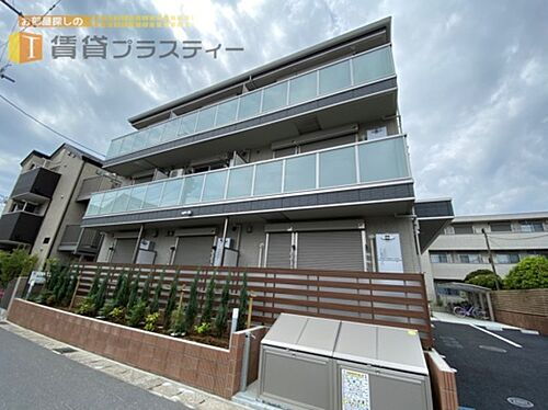 千葉県浦安市海楽１丁目 3階建 築3年8ヶ月