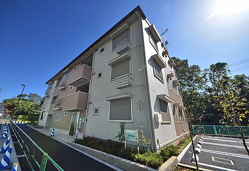 東京都町田市小山町 3階建 築6年9ヶ月