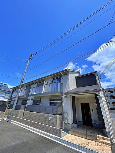 大阪府和泉市肥子町１丁目 2階建