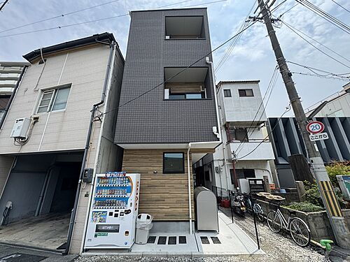 大阪府大阪市此花区酉島２丁目 3階建 築1年未満