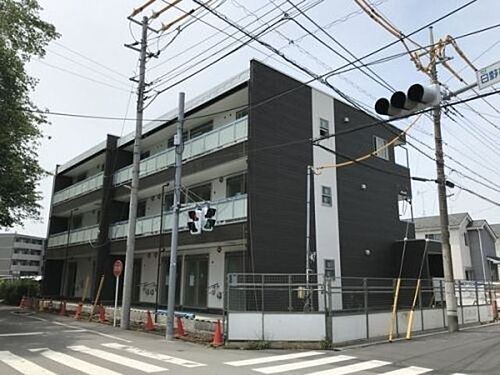 東京都日野市神明４丁目 3階建