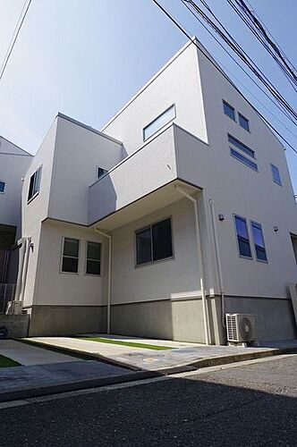 百合丘３丁目戸建て 2階建
