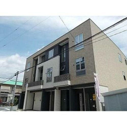 大阪府大阪市東淀川区豊新４丁目 築15年1ヶ月 3階建