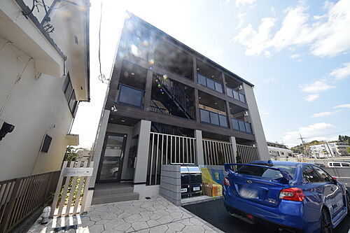 東京都八王子市下柚木２丁目 3階建 築2年5ヶ月