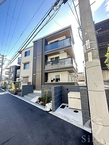 大阪府大阪市住吉区庭井２丁目 築2年3ヶ月 3階建