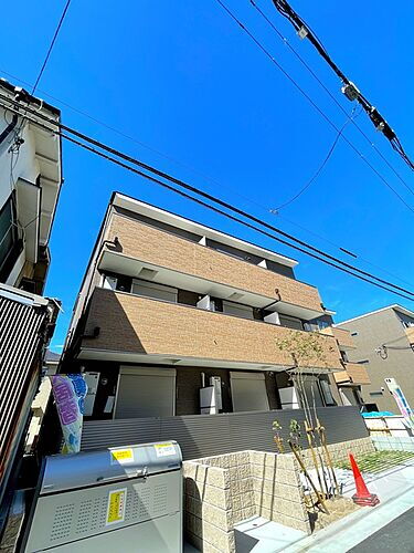 大阪府堺市西区浜寺石津町西４丁 3階建 築2年10ヶ月