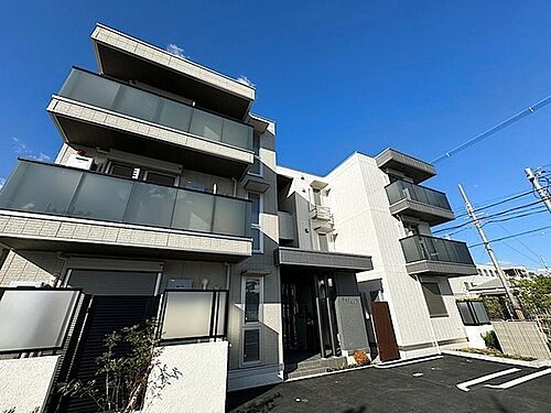 大阪府守口市高瀬町３丁目 築2年2ヶ月 3階建