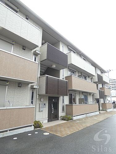 兵庫県伊丹市伊丹４丁目 3階建 築12年2ヶ月