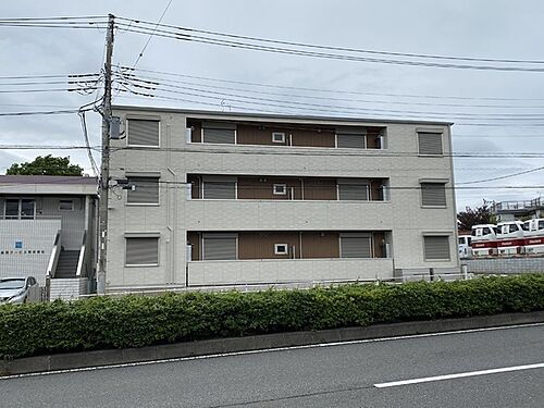 神奈川県横浜市瀬谷区二ツ橋町 3階建 築4年2ヶ月