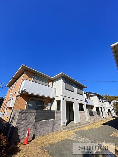 大阪府泉佐野市中庄 2階建