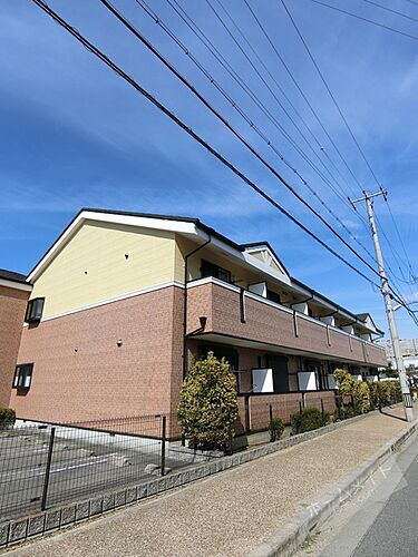 大阪府和泉市葛の葉町２丁目 2階建