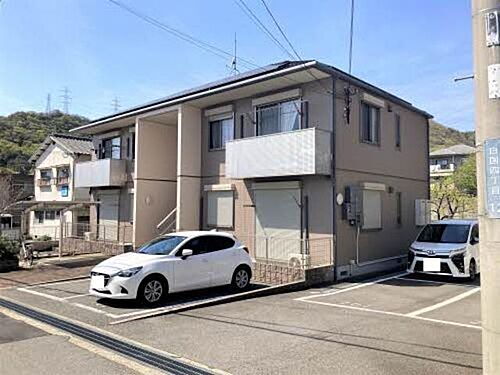 シャーメゾン白国 2階建