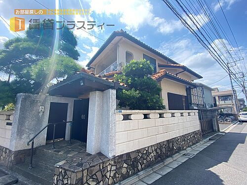 千葉県市川市菅野４丁目 2階建