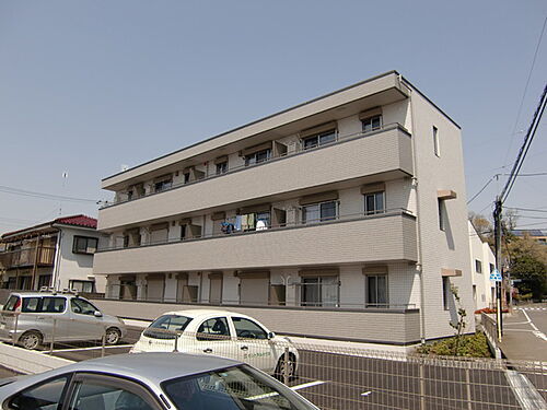 東京都八王子市大和田町６丁目 3階建 築11年7ヶ月