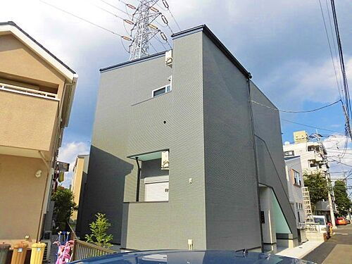 神奈川県大和市中央林間１丁目 2階建