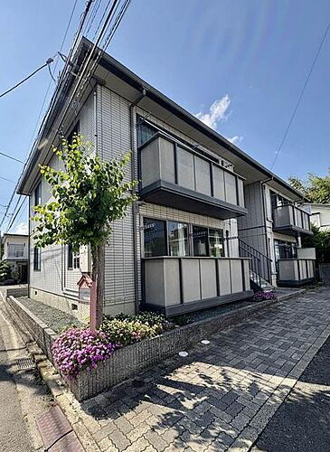メゾン・エスポワール 2階建