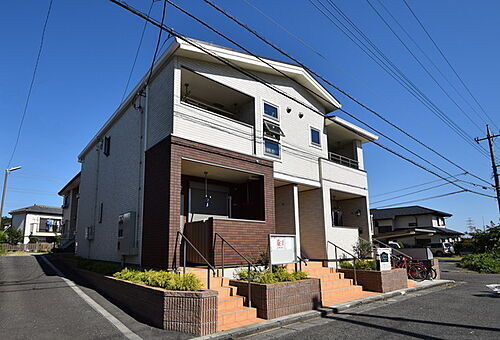 神奈川県川崎市麻生区白鳥１丁目 2階建