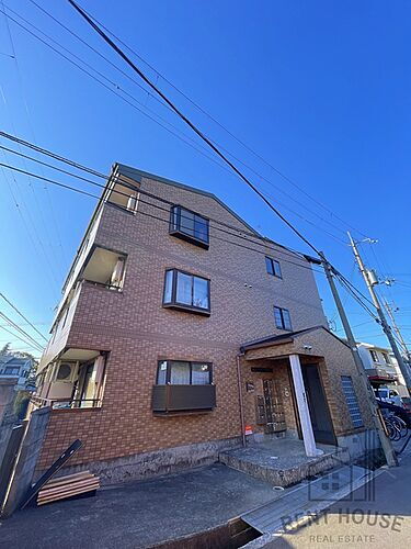 大阪府泉佐野市長滝 3階建