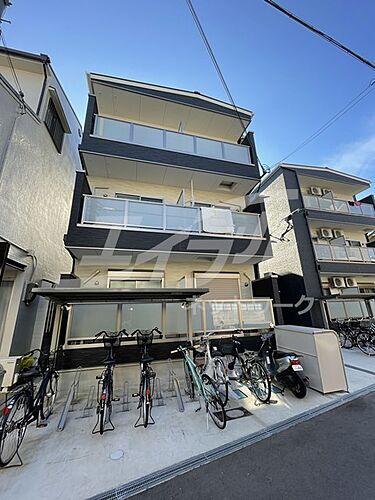 大阪府大阪市東淀川区小松３丁目 築5年3ヶ月 3階建