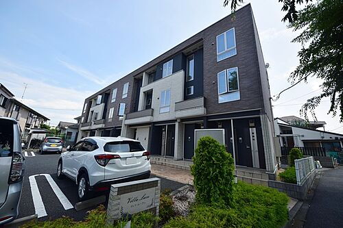 東京都多摩市和田 3階建