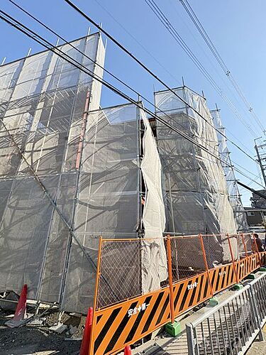 大阪府池田市神田１丁目 3階建 築1年未満