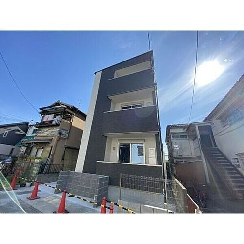 兵庫県尼崎市久々知２丁目 3階建 築3年11ヶ月