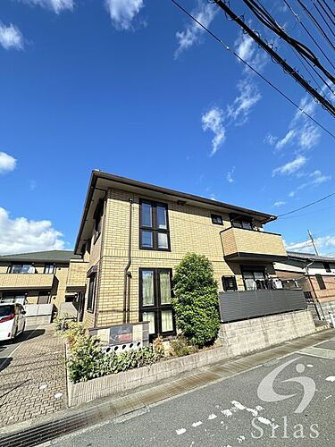 大阪府枚方市長尾元町４丁目 2階建