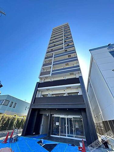 大阪府東大阪市長田中１丁目  15階建