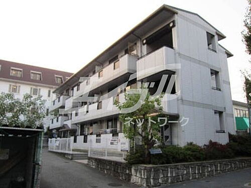 大阪府豊中市上新田３丁目 3階建 築27年5ヶ月