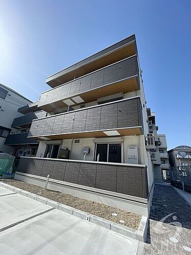 兵庫県神戸市兵庫区金平町２丁目 3階建 築1年4ヶ月