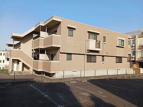 アロンディール 3階建