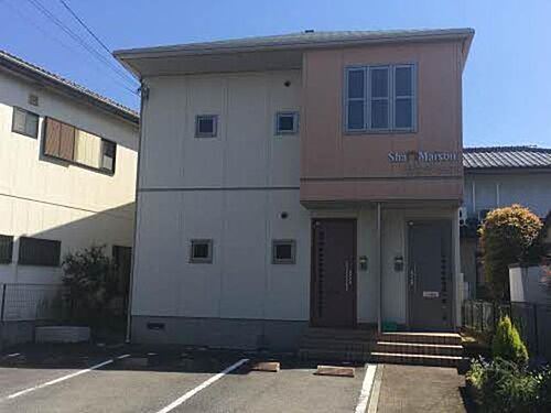 シャーメゾンサンシュユ 2階建