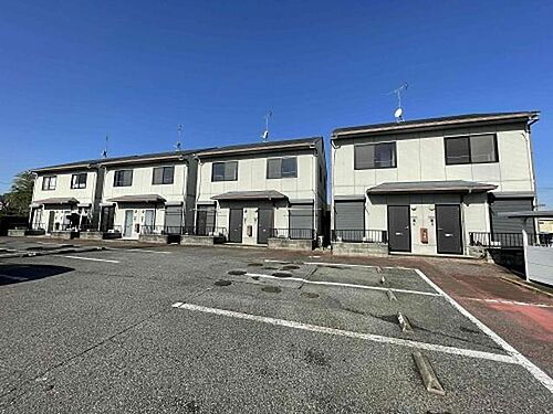 サンラフォーレＦ 2階建