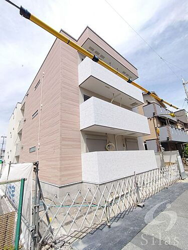 兵庫県西宮市小松南町３丁目 3階建 築2年