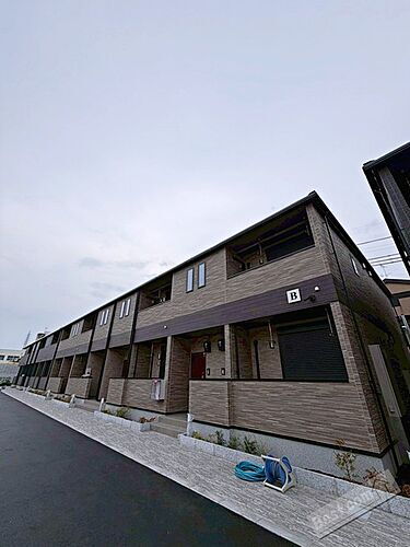 大阪府和泉市池上町 2階建 