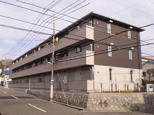 兵庫県神戸市北区北五葉５丁目 3階建